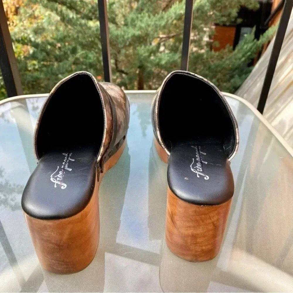 New Free People Calabasas Floral Wooden Clogs Black Womens 7 - Picture 10 of 15